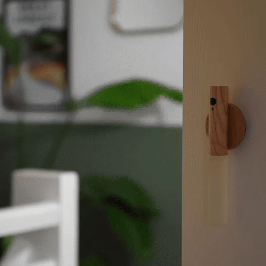 LÁMPARA CON SENSOR DE MOVIMIENTO DE PARED Y PORTÁTIL